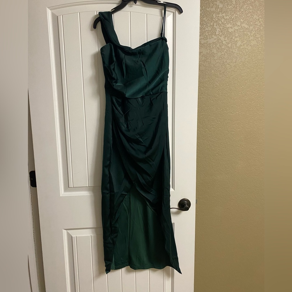 Semi formal dark green off the shoulder dress, size S - Picture 1 of 3